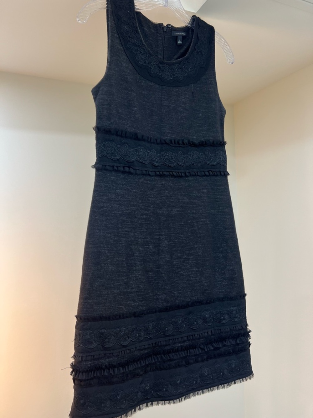Banana Republic Dress Black‎ Grey Lace Trim Size 2